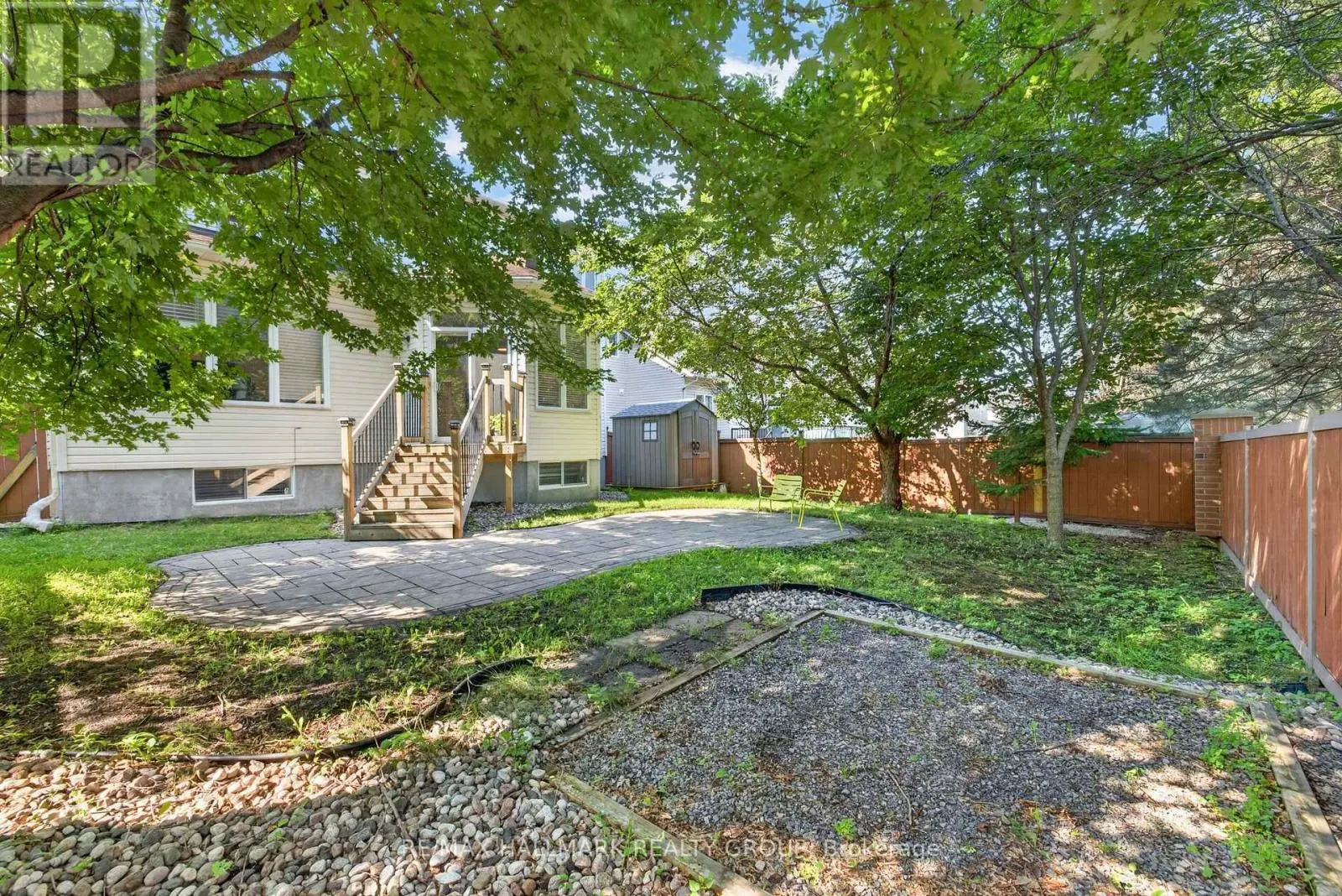 42 GLENRILL PLACE S