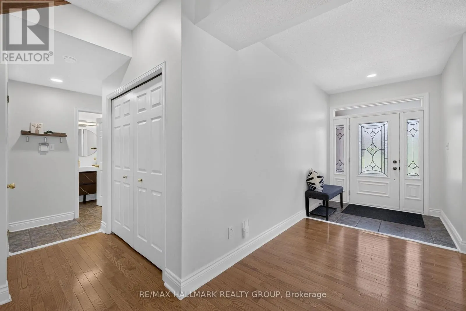 42 GLENRILL PLACE S