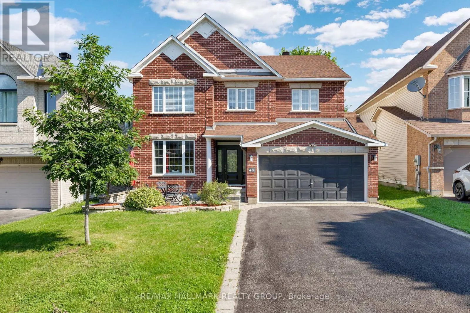 42 GLENRILL PLACE S