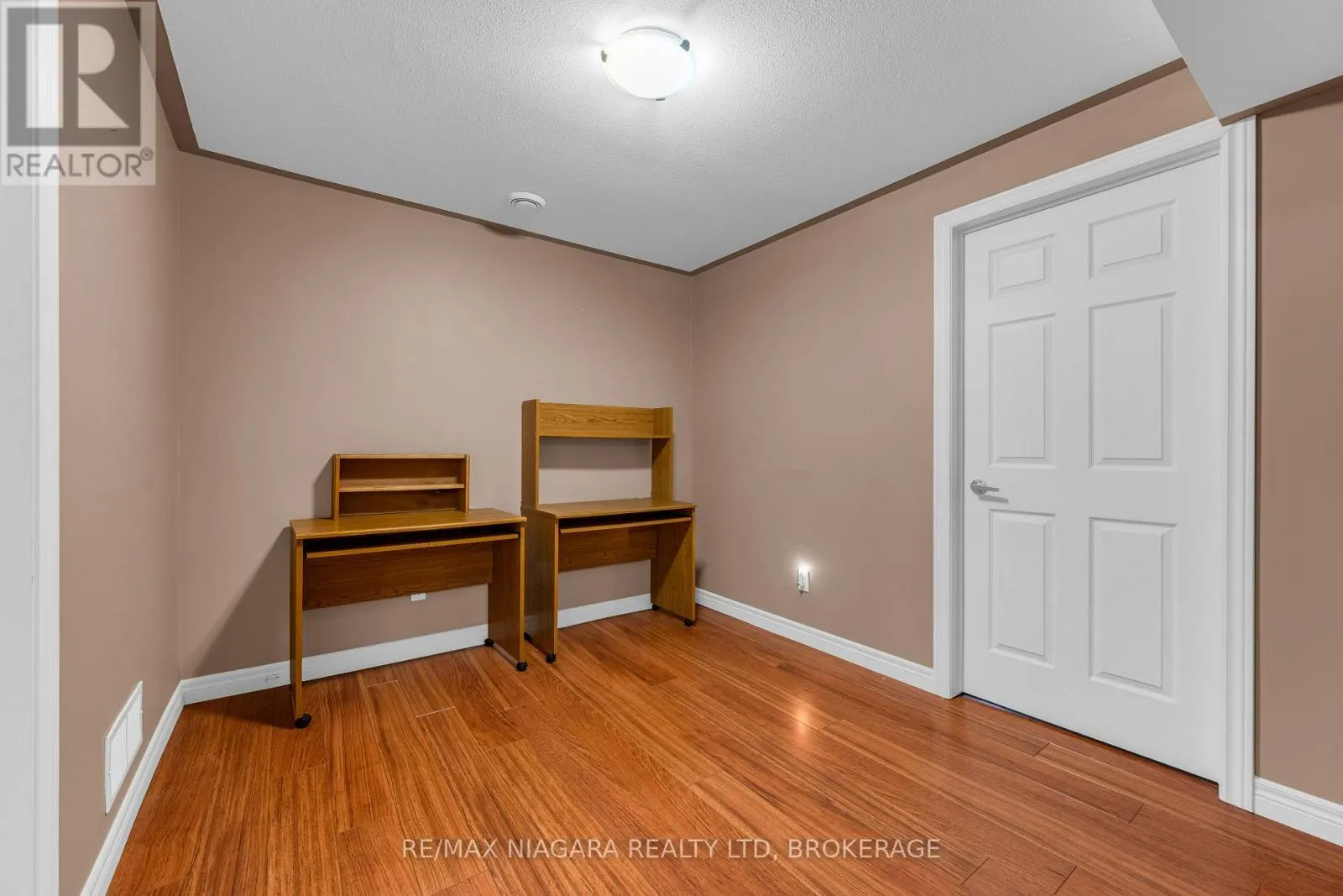 17 WILLSON CROSSING