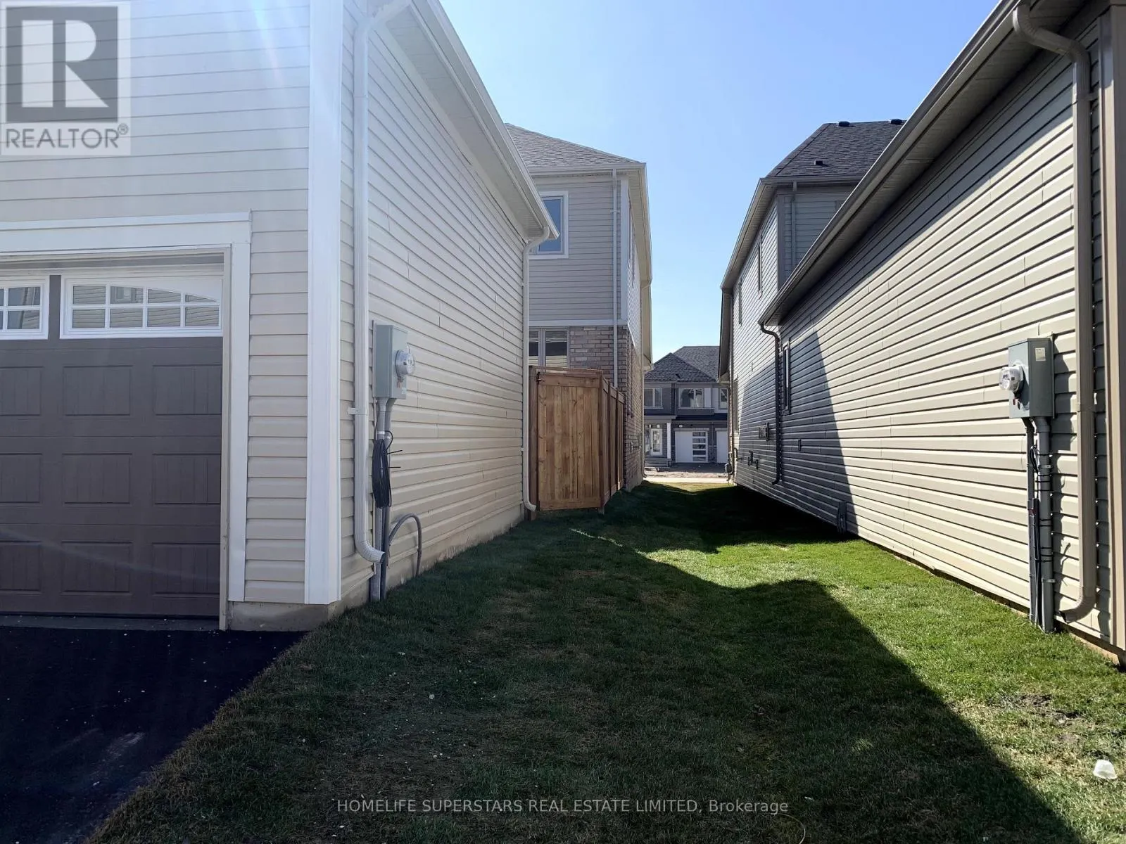 1 - 220 FARLEY ROAD