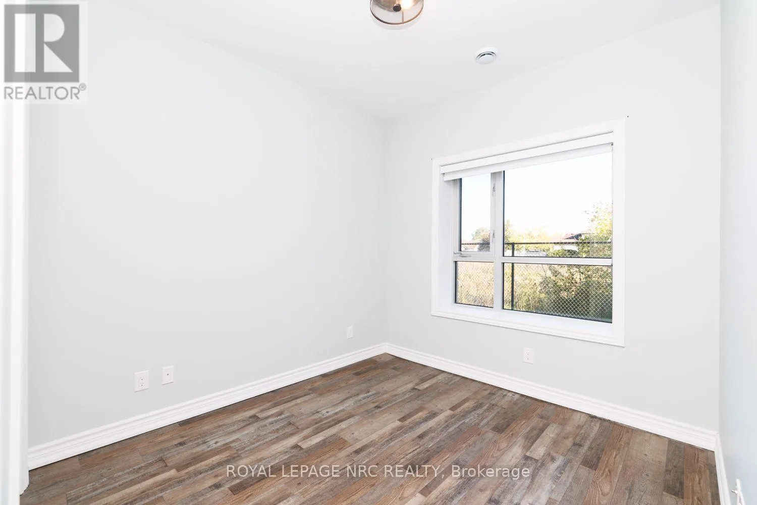 110 - 529 SOUTH PELHAM ROAD #110