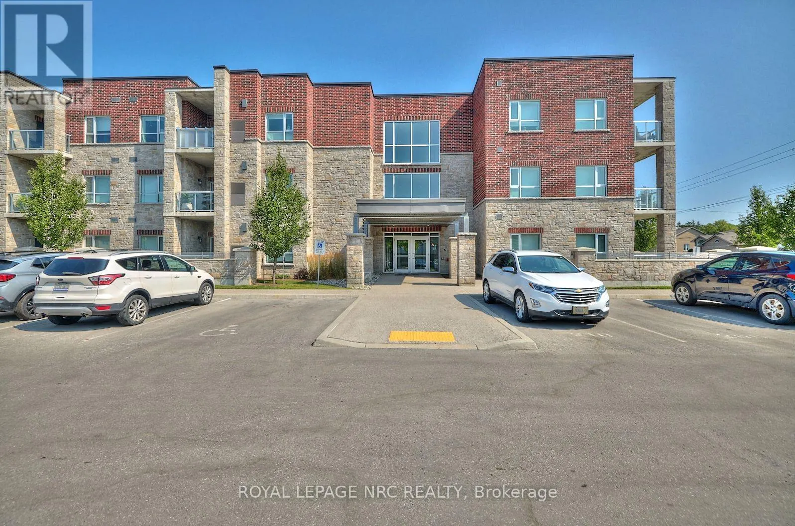110 - 529 SOUTH PELHAM ROAD #110