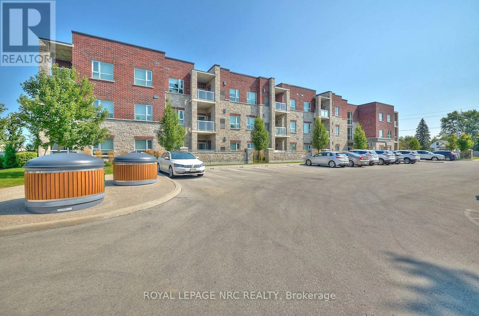 110 - 529 SOUTH PELHAM ROAD #110