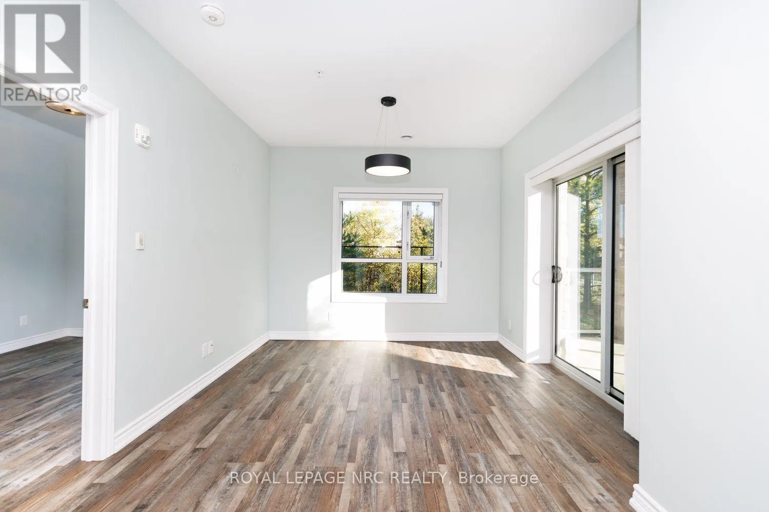 110 - 529 SOUTH PELHAM ROAD #110