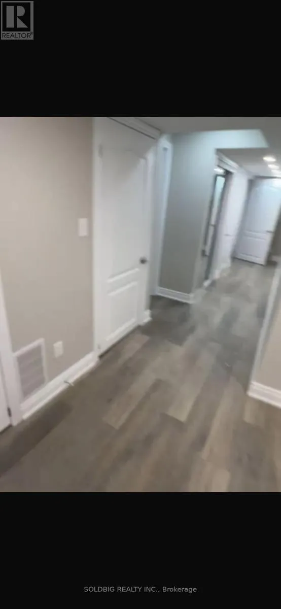 47 WEST OAK TRAIL