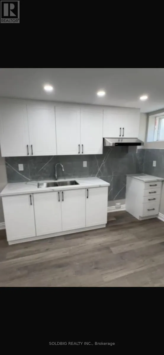 47 WEST OAK TRAIL