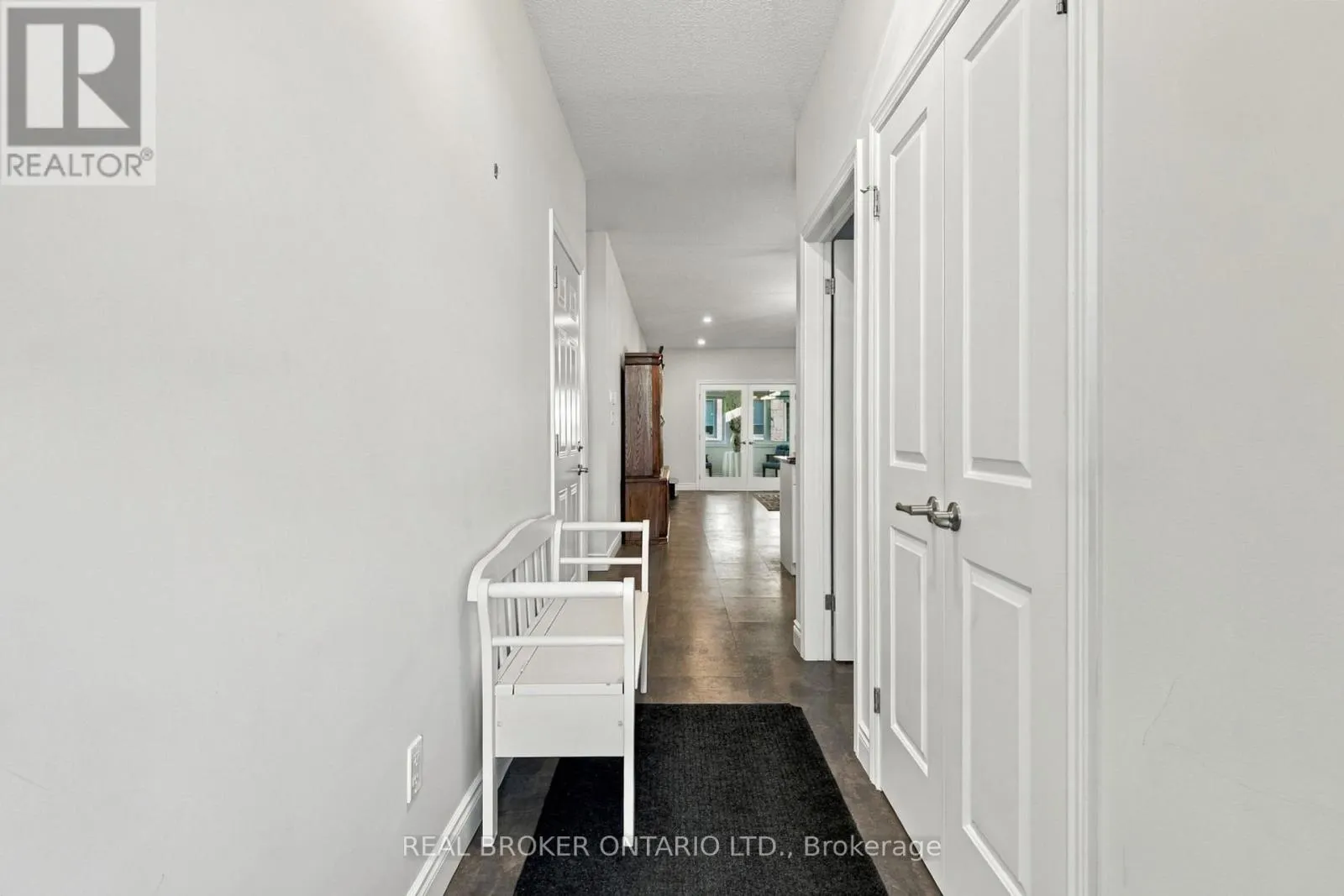 47 - 375 MITCHELL ROAD S