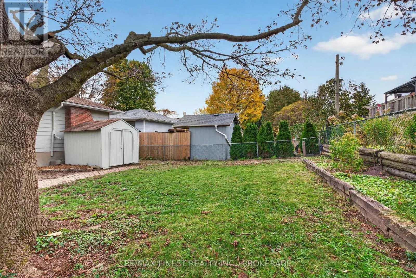 72 GUTHRIE DRIVE