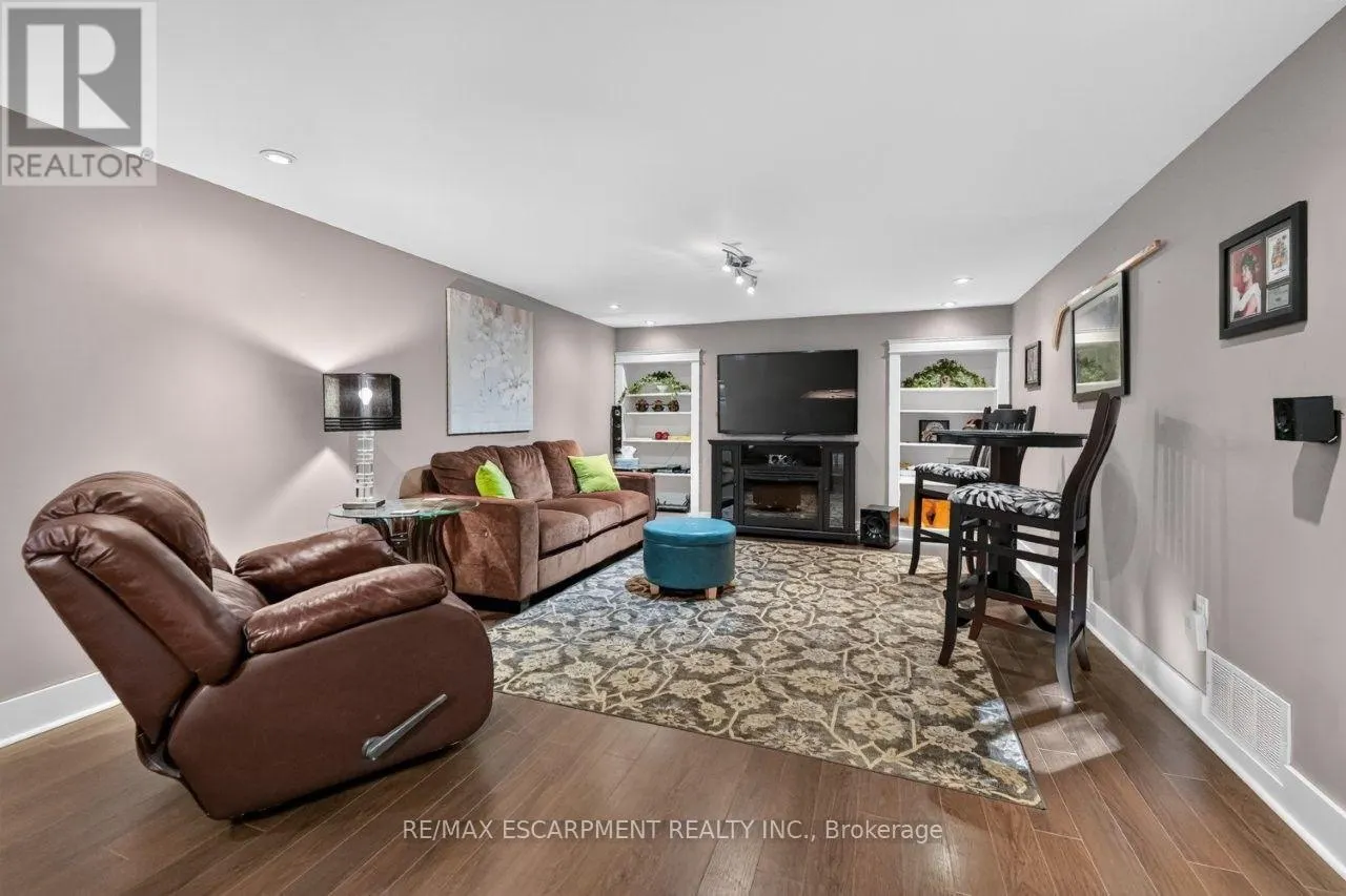 3370 MARLIN COURT
