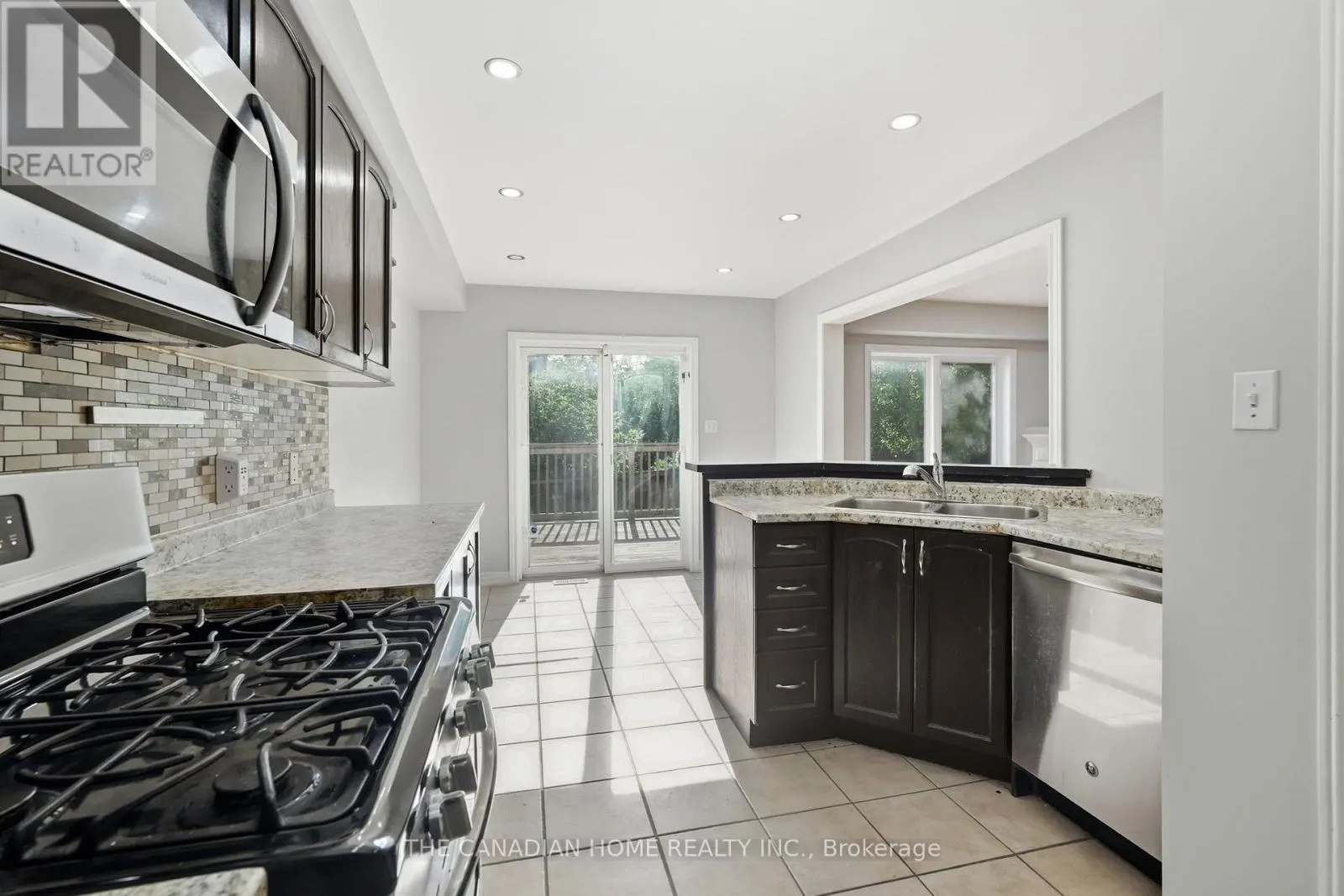 14 - 78 PEACHWOOD CRESCENT