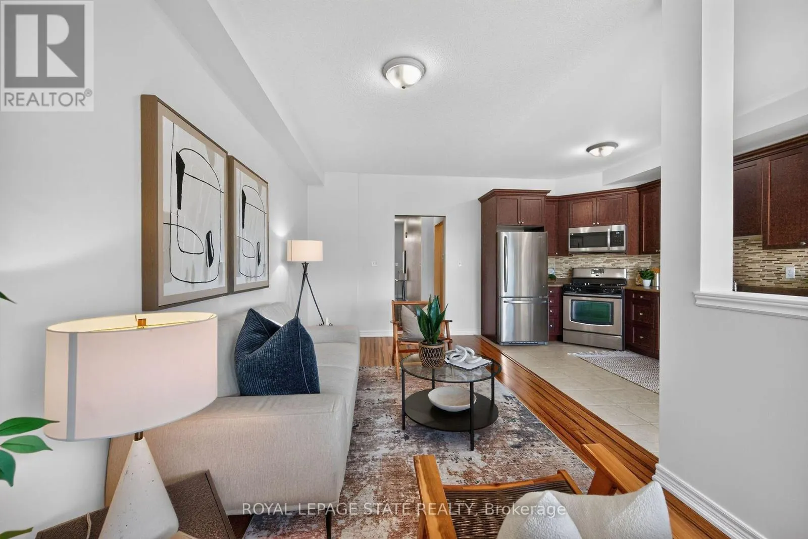 16 BROWVIEW DRIVE