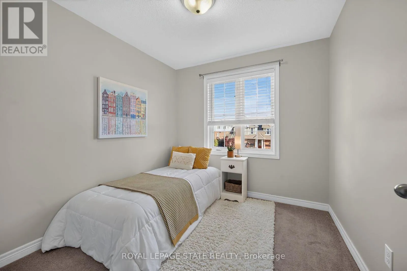 16 BROWVIEW DRIVE