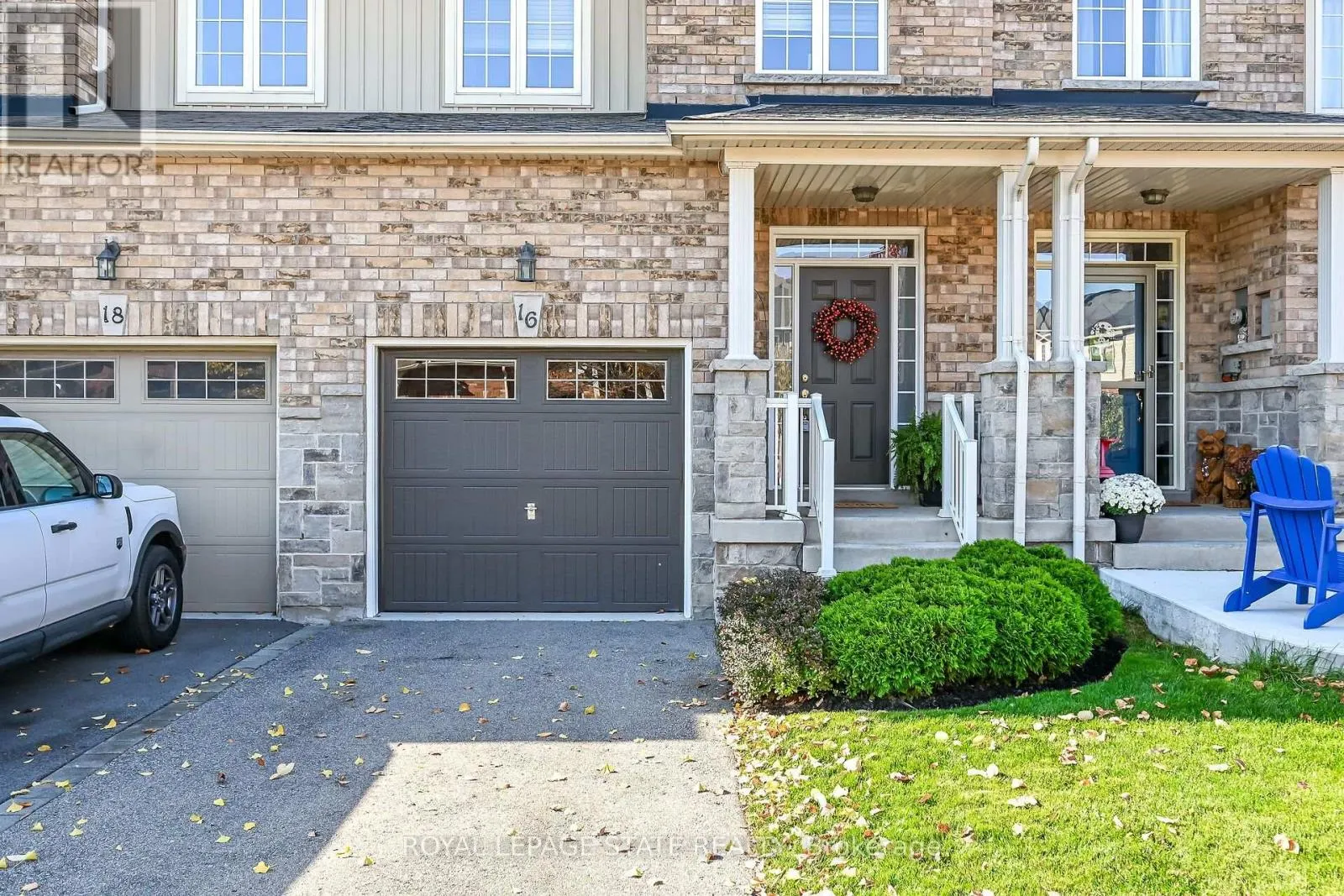 16 BROWVIEW DRIVE