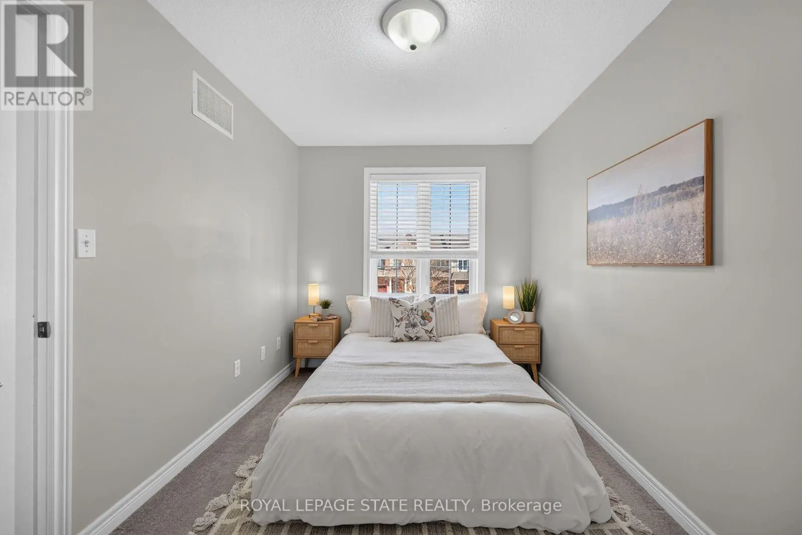 16 BROWVIEW DRIVE