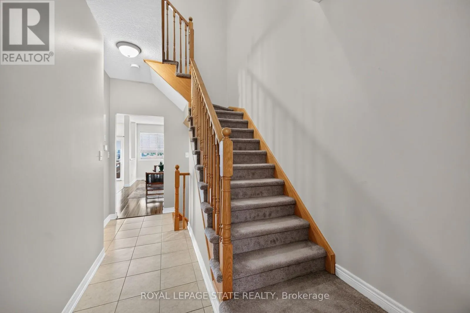16 BROWVIEW DRIVE