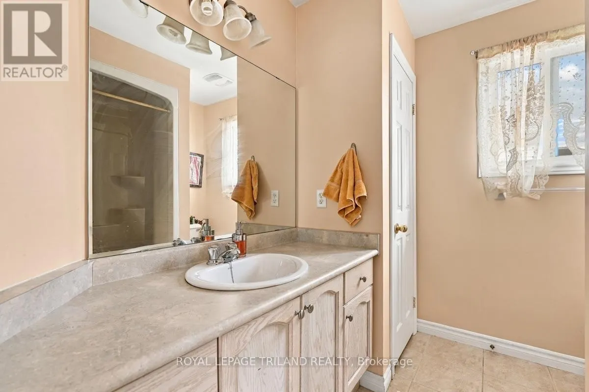 1426 MICKLEBOROUGH DRIVE