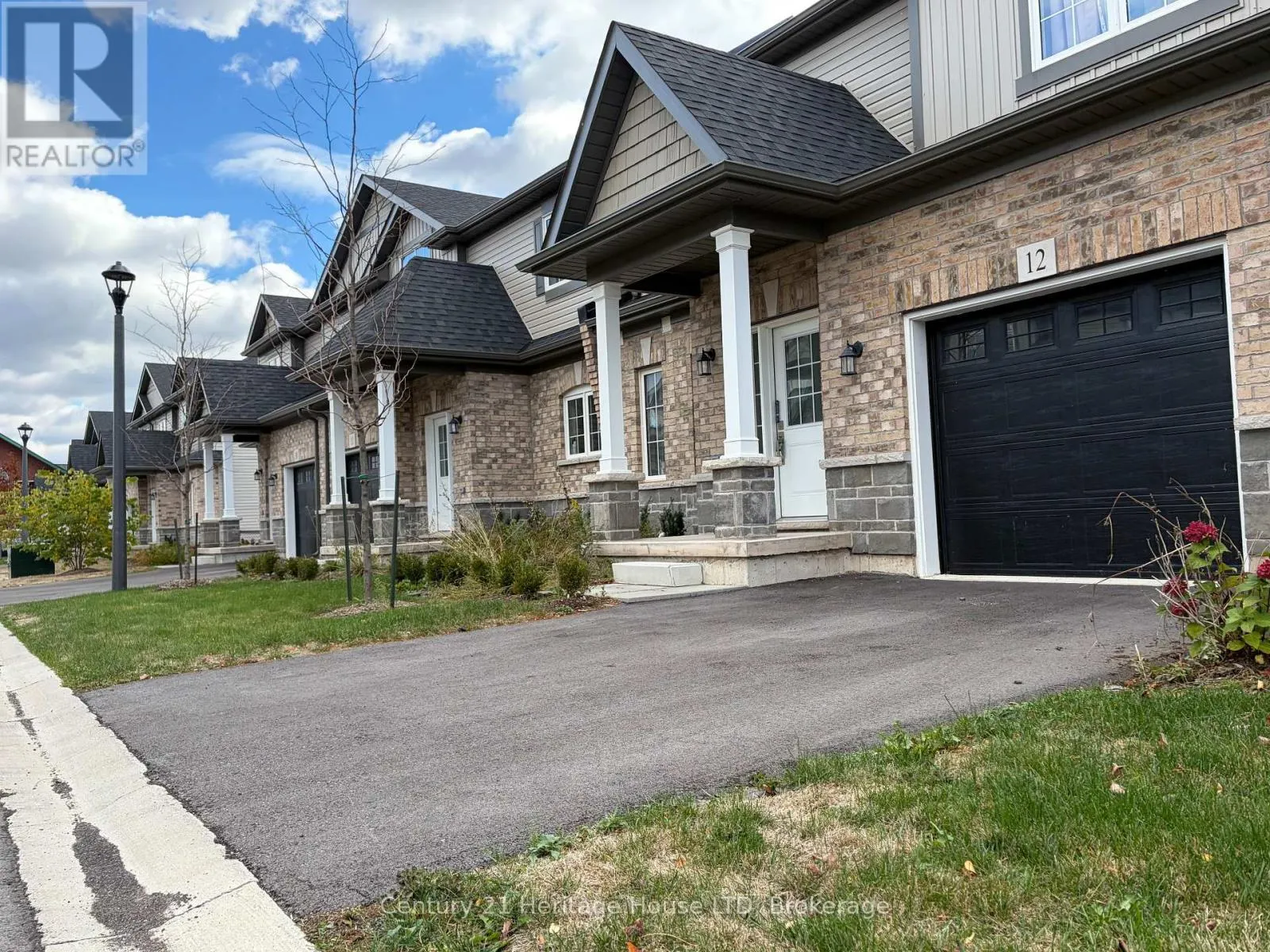 12 - 397 GARRISON ROAD #12