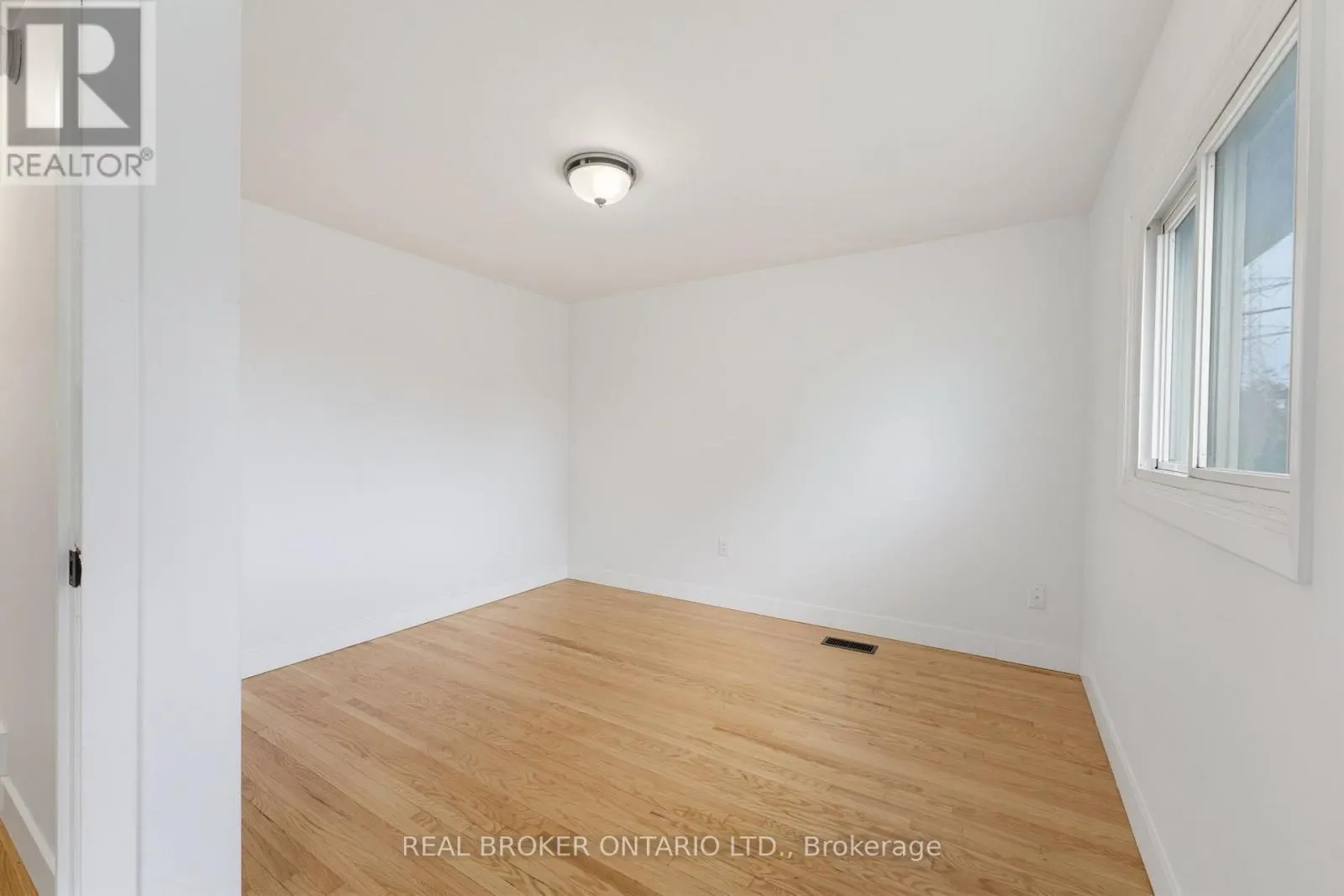 805 TATE AVENUE