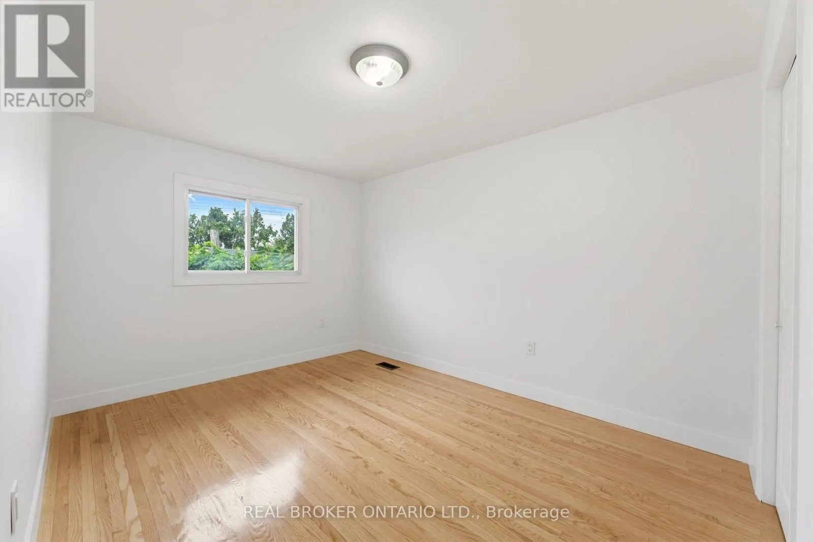 805 TATE AVENUE