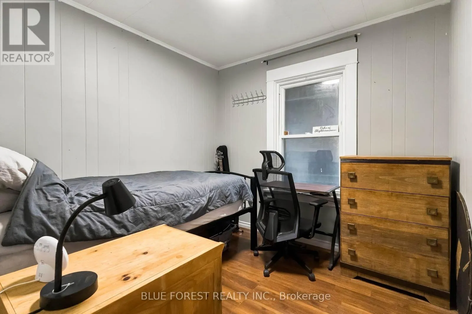 45 TENNYSON STREET S