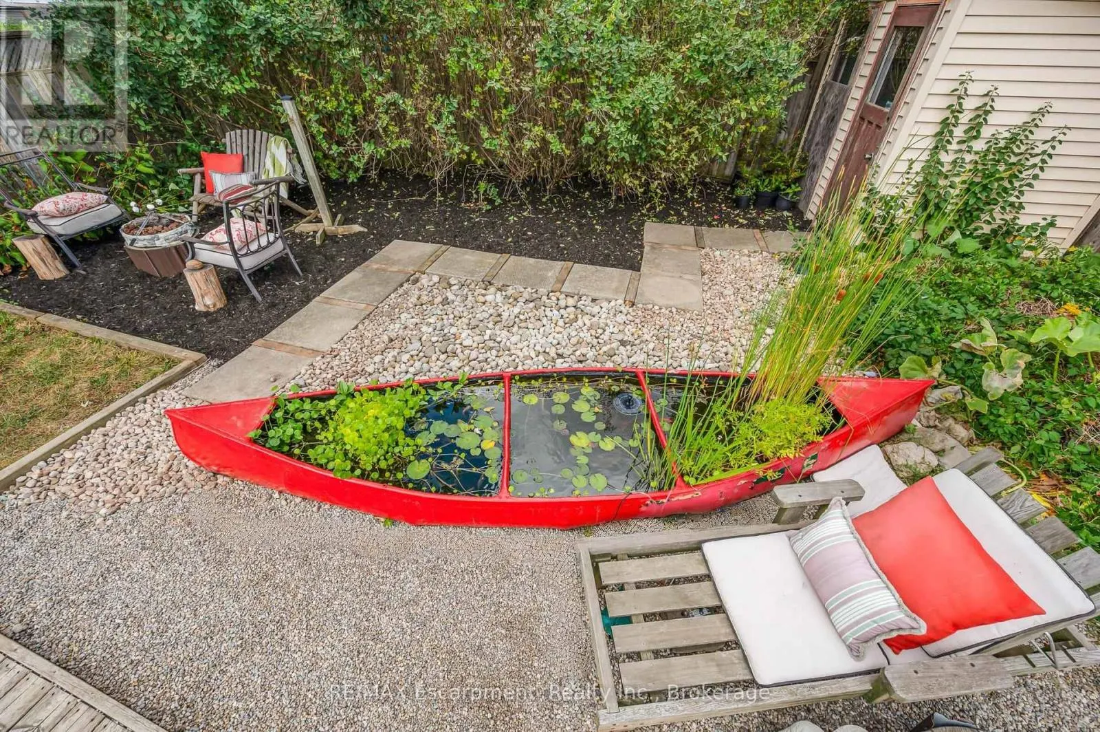 10 GOLDFINCH ROAD
