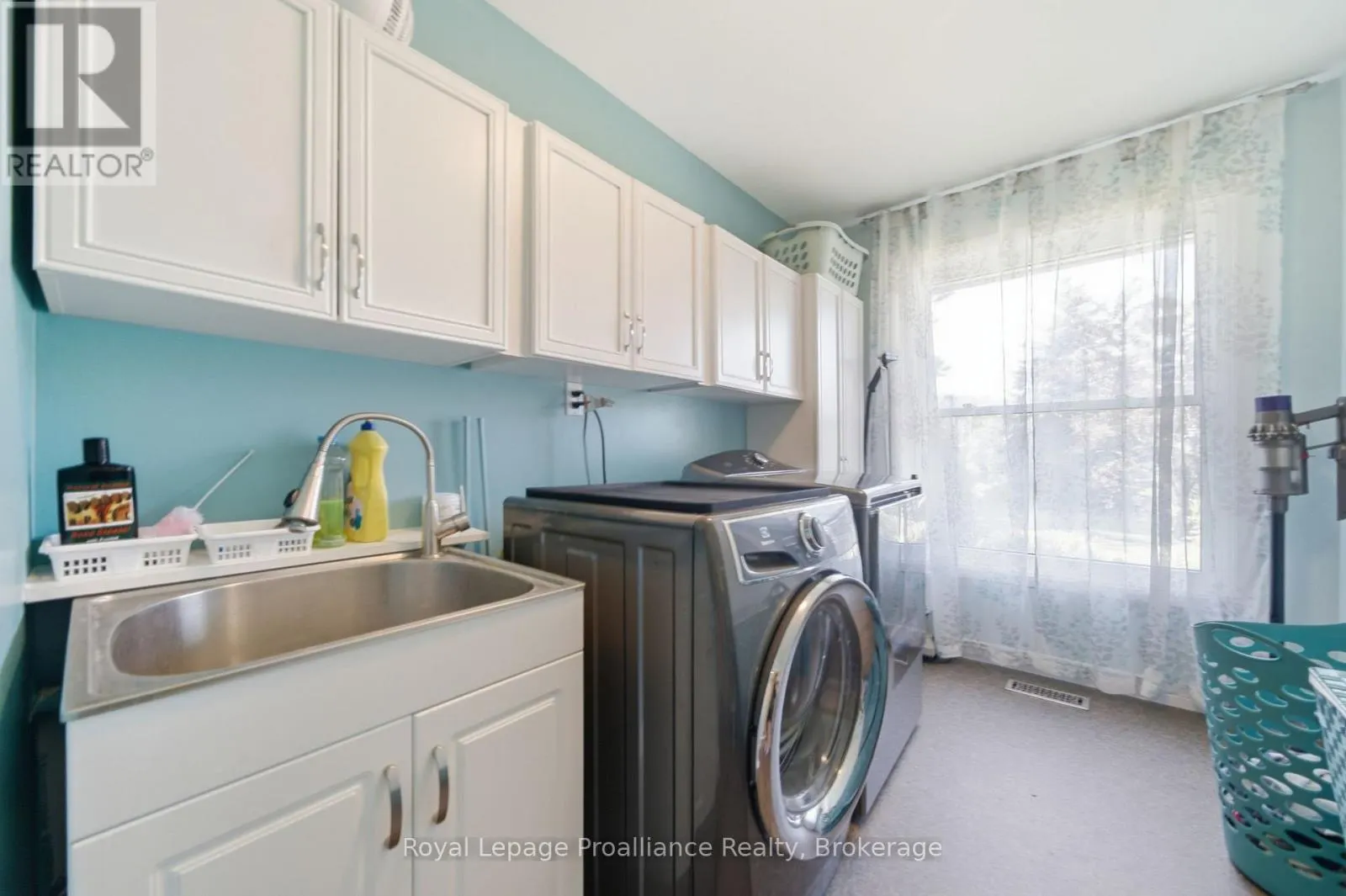 1698 FOXBORO-STIRLING ROAD