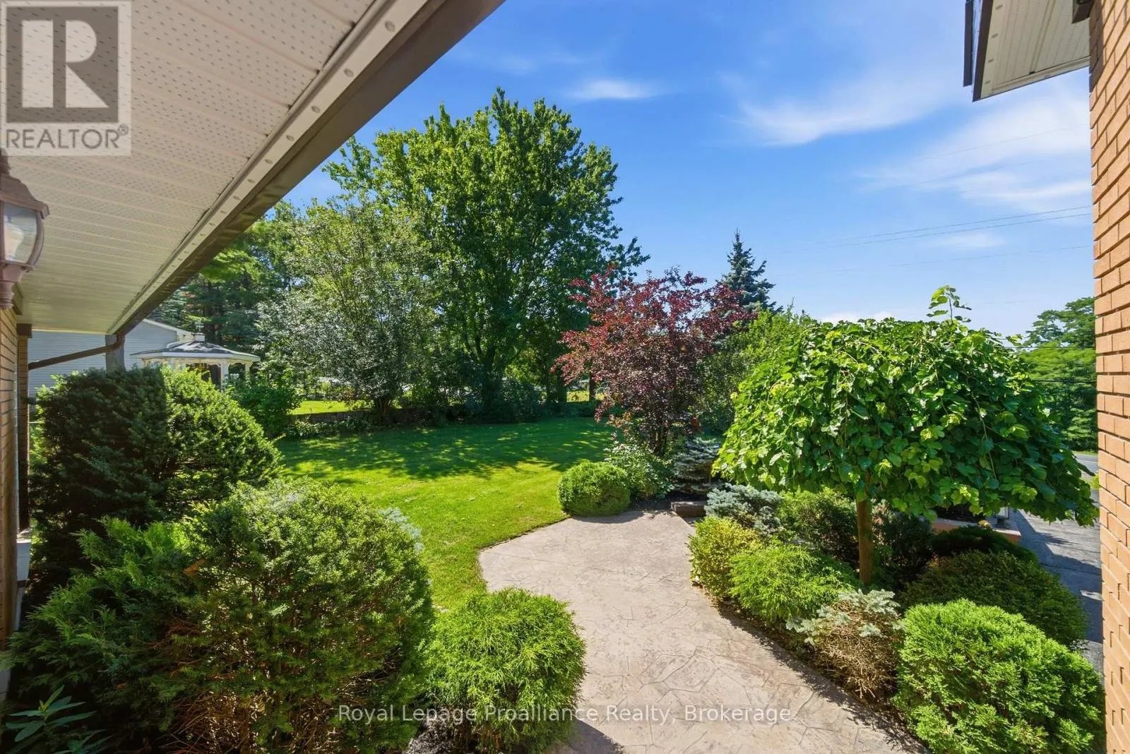 1698 FOXBORO-STIRLING ROAD