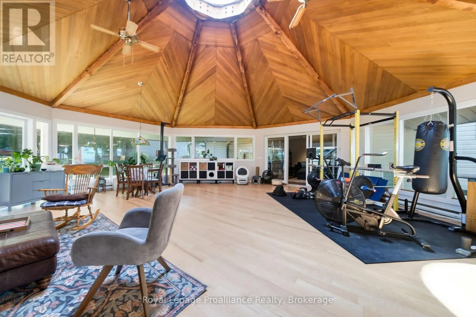 1698 FOXBORO-STIRLING ROAD