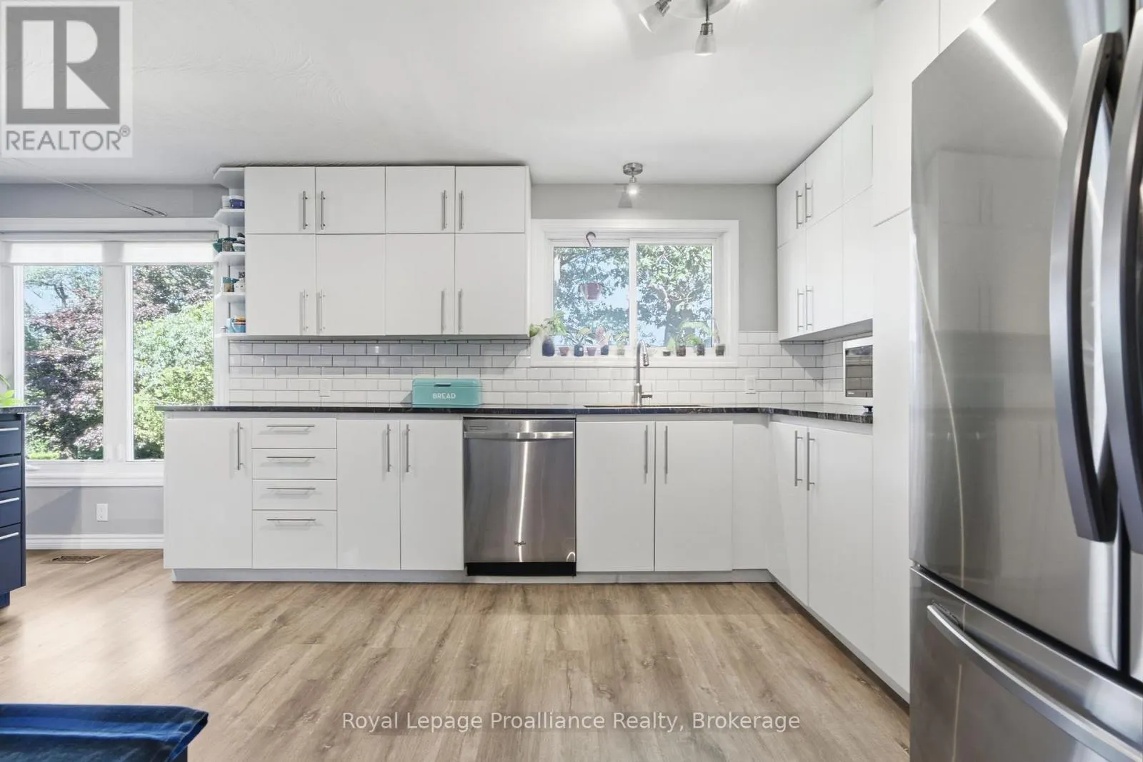 1698 FOXBORO-STIRLING ROAD