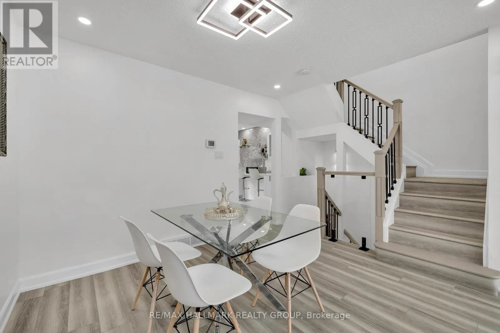 213 BOOTH STREET