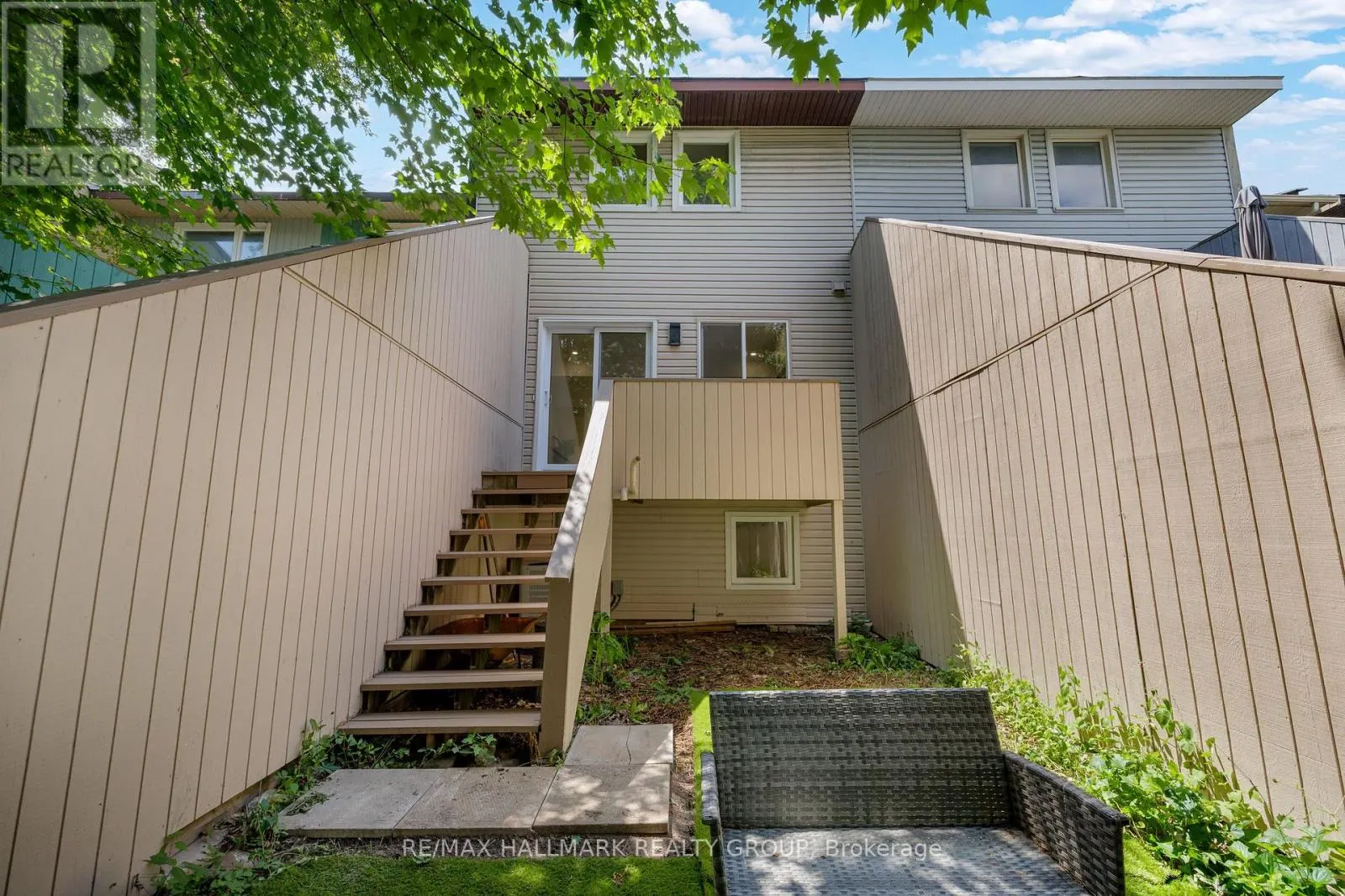 213 BOOTH STREET