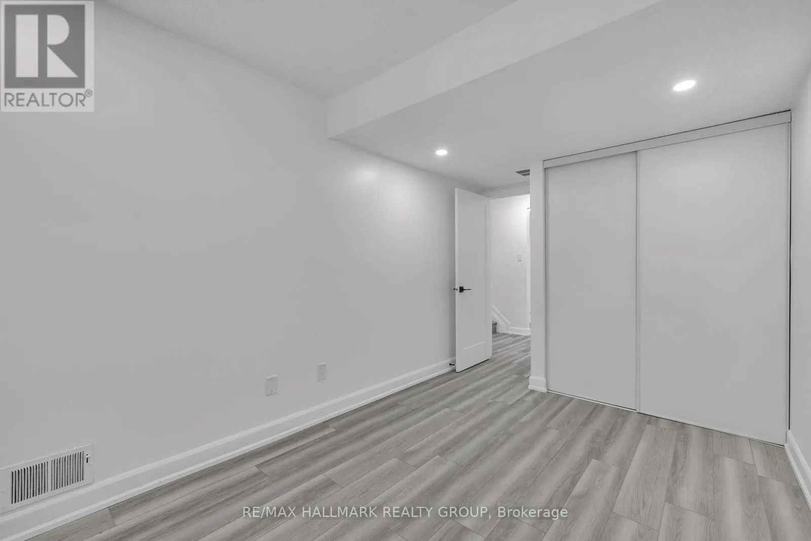 213 BOOTH STREET