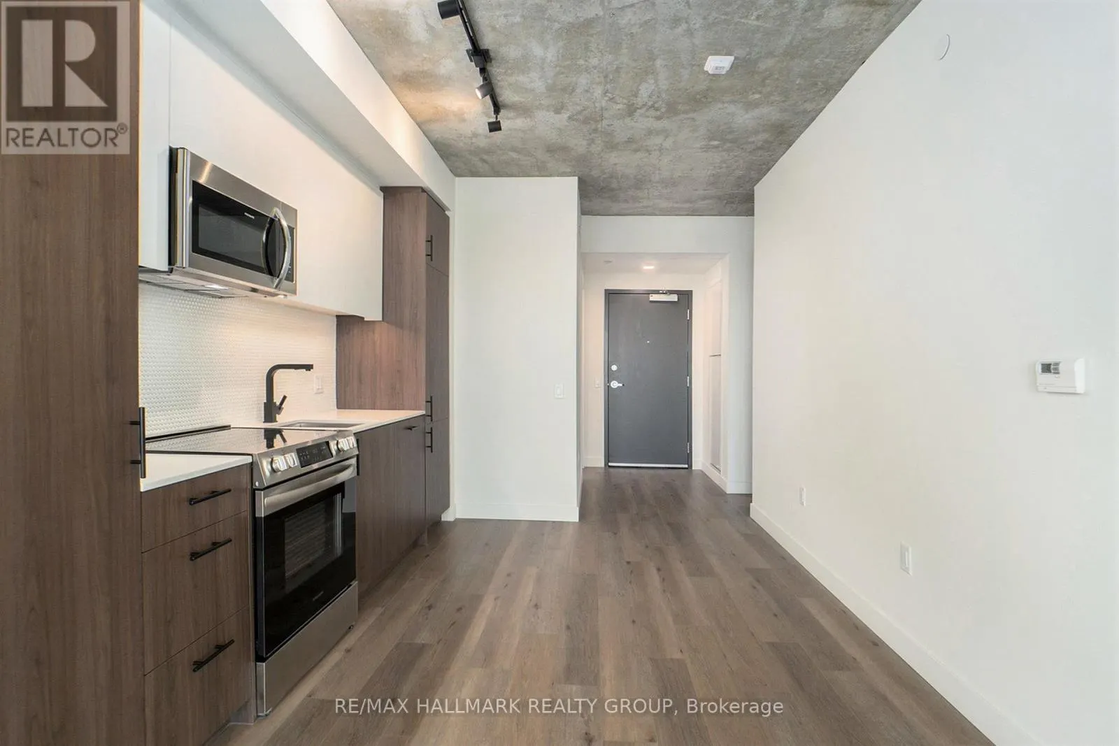 LPH4 - 10 JAMES STREET