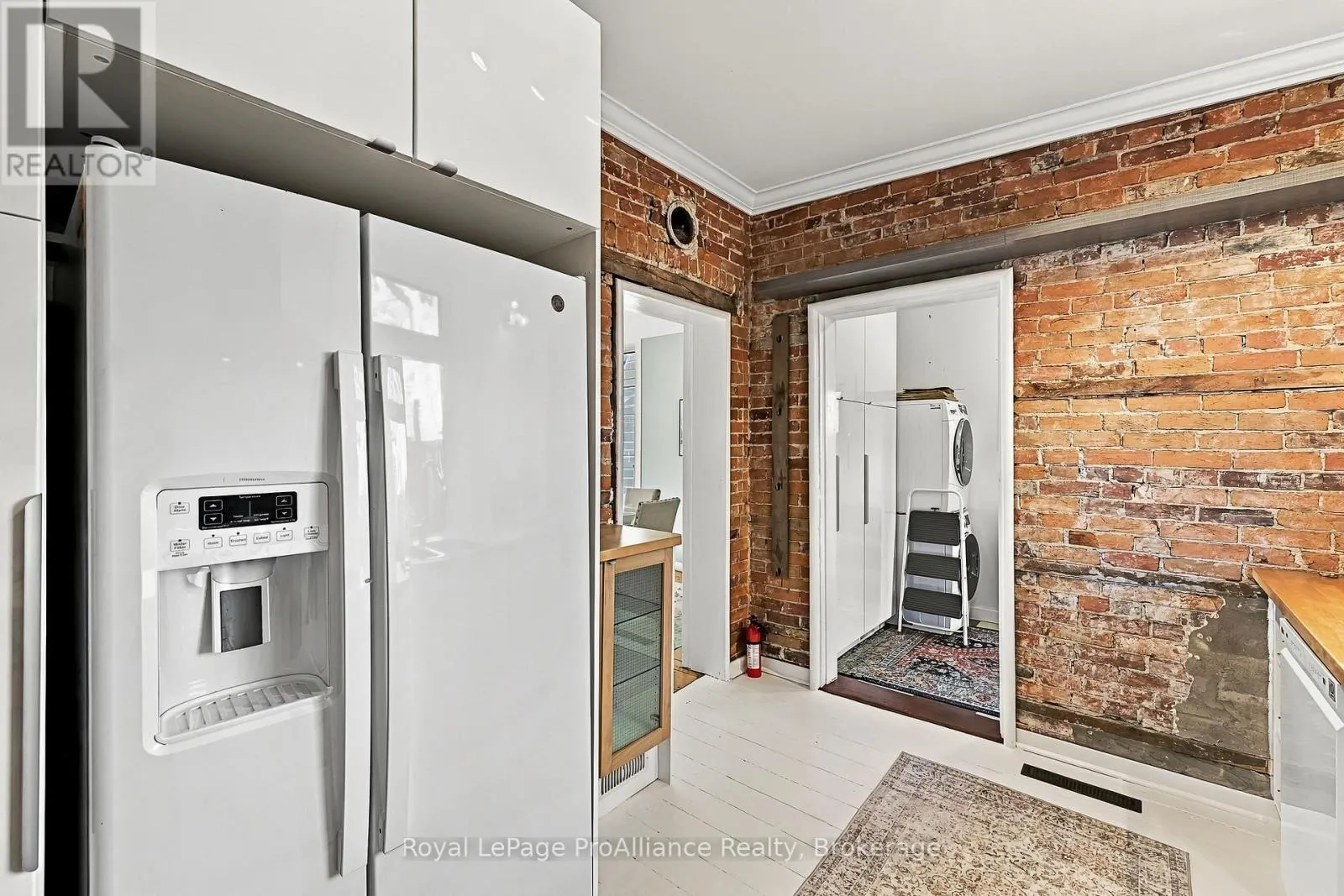 15 BRAMLEY STREET N