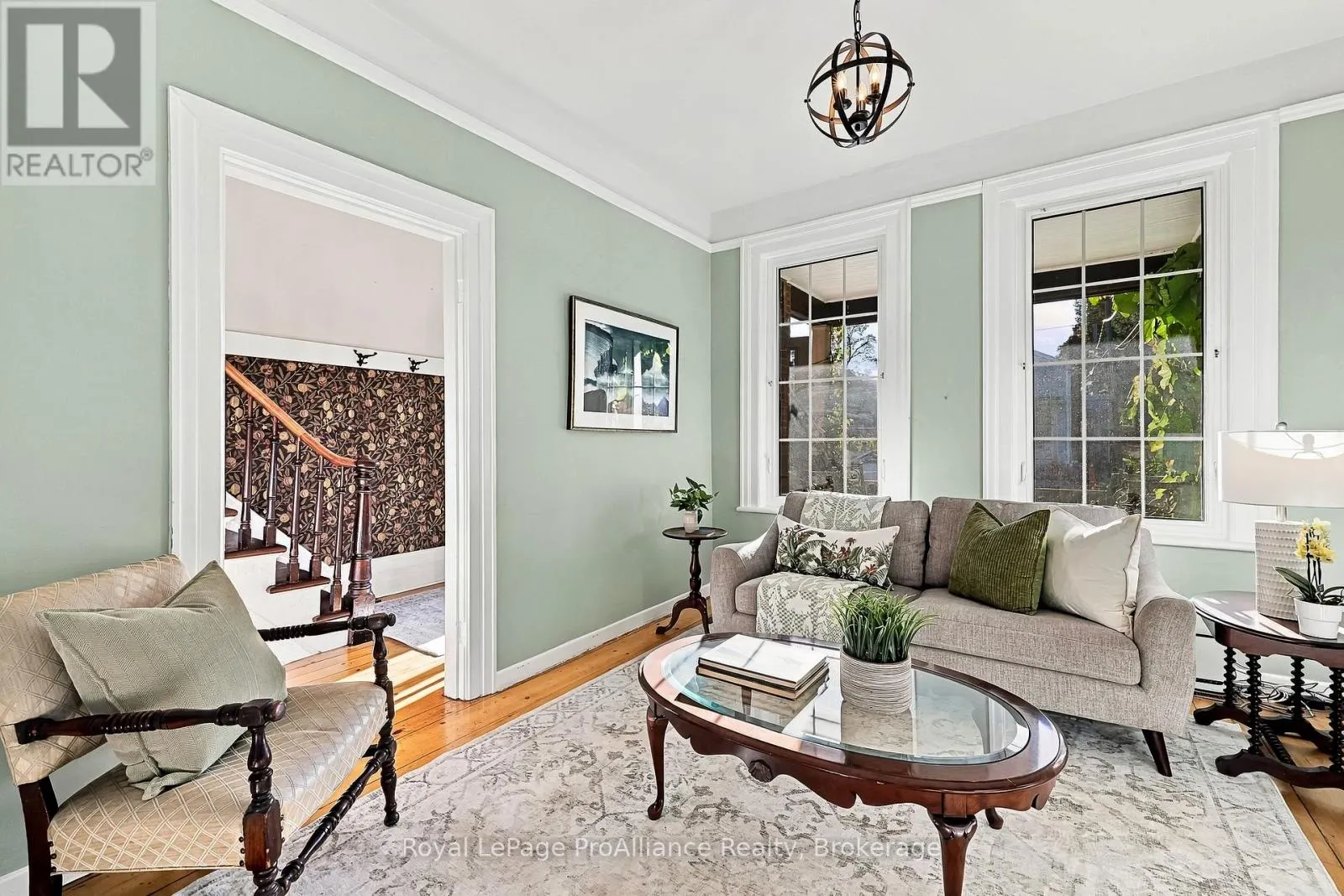 15 BRAMLEY STREET N