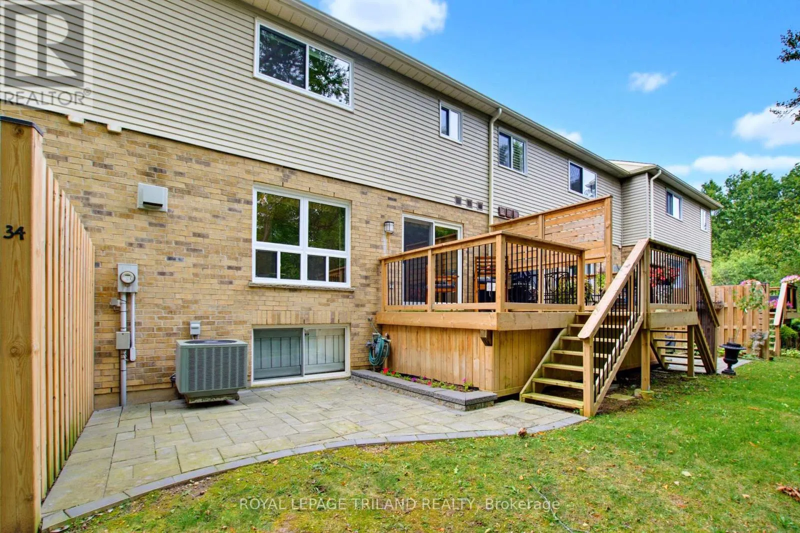 35 - 10 ROSSMORE COURT #35