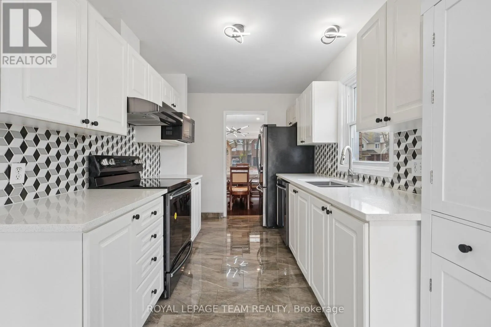 180 WOODPARK WAY