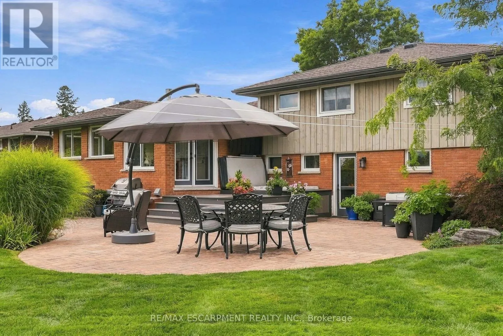826 MILLGROVE SIDE ROAD
