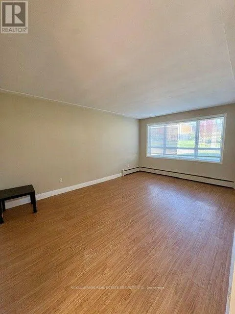 10 MARIE AVENUE