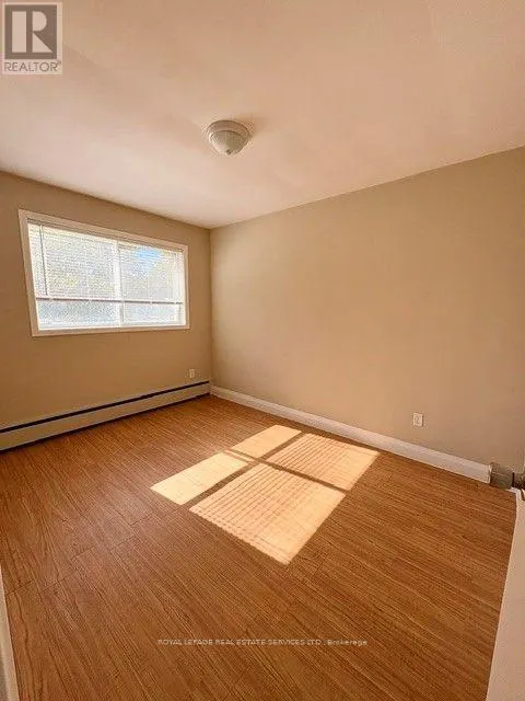 10 MARIE AVENUE