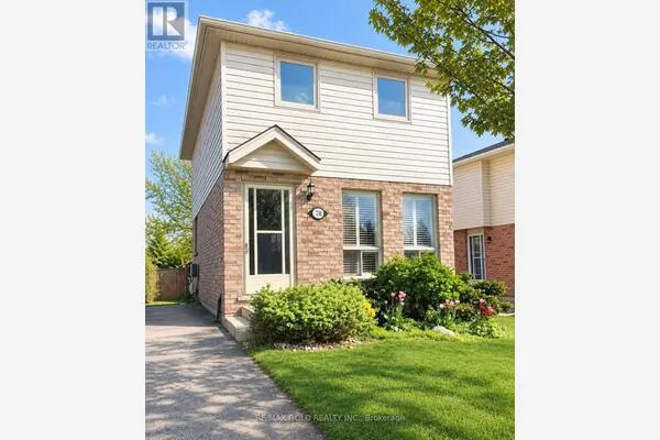78 TROY CRESCENT