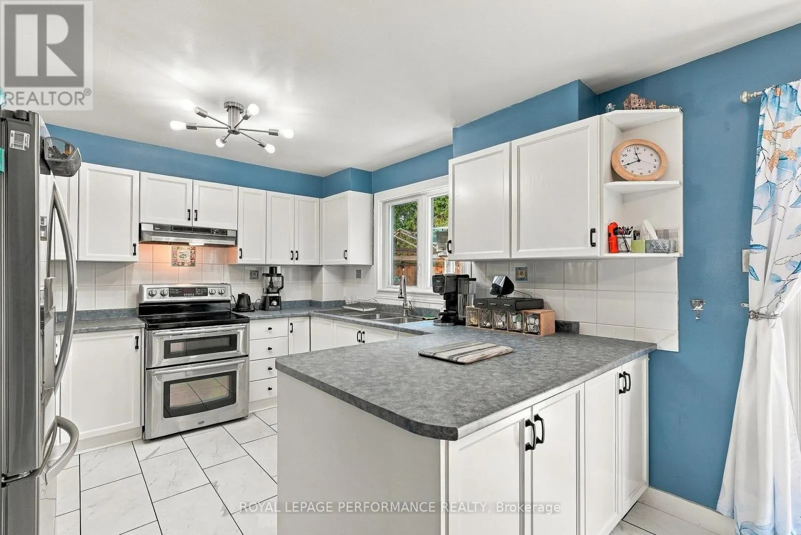 1402 CHEVERNY CRESCENT