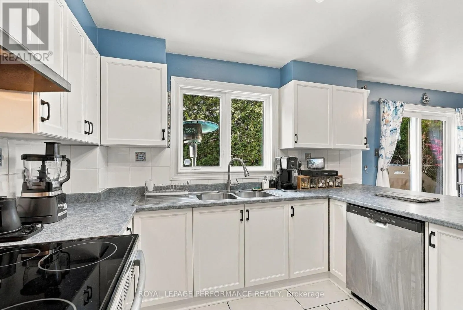 1402 CHEVERNY CRESCENT