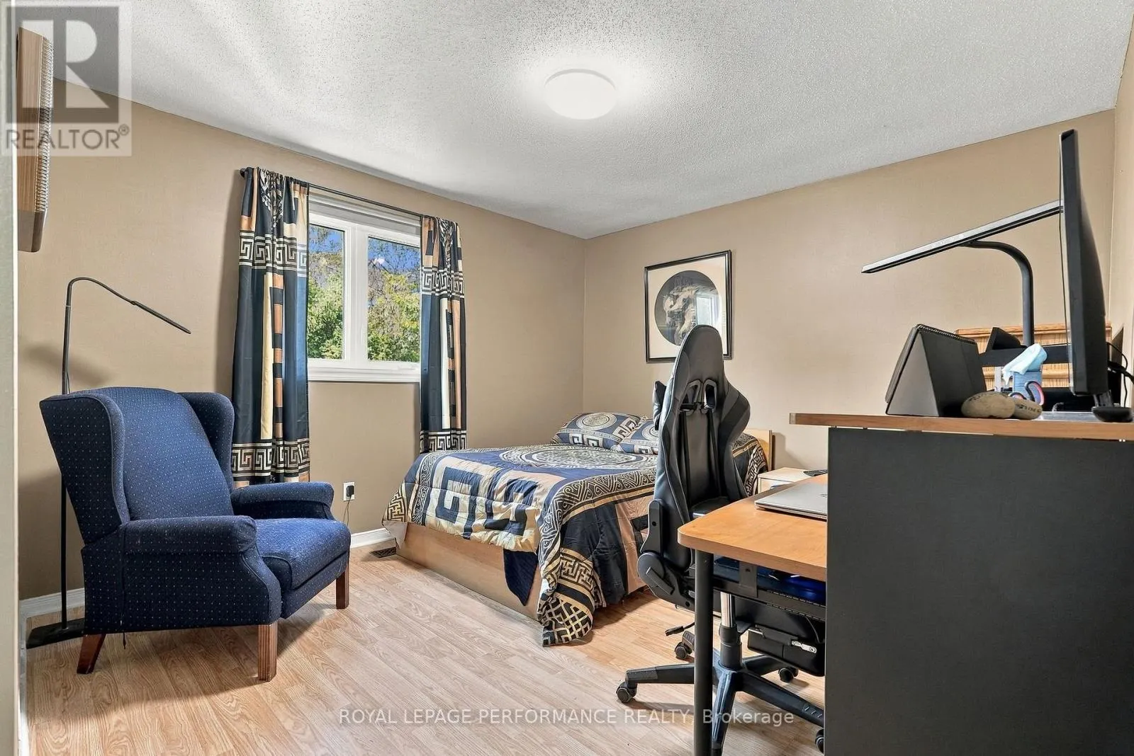 1402 CHEVERNY CRESCENT