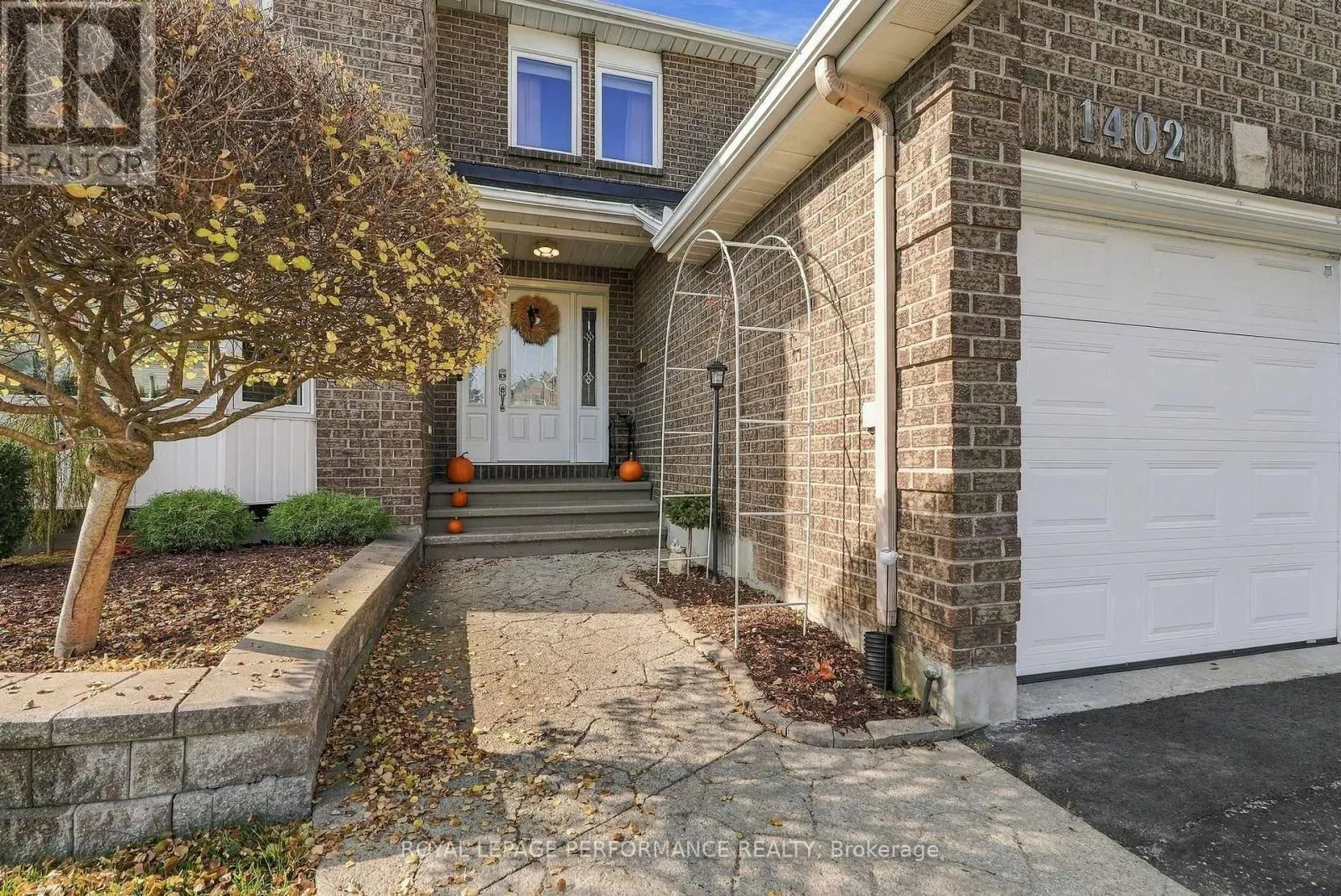 1402 CHEVERNY CRESCENT