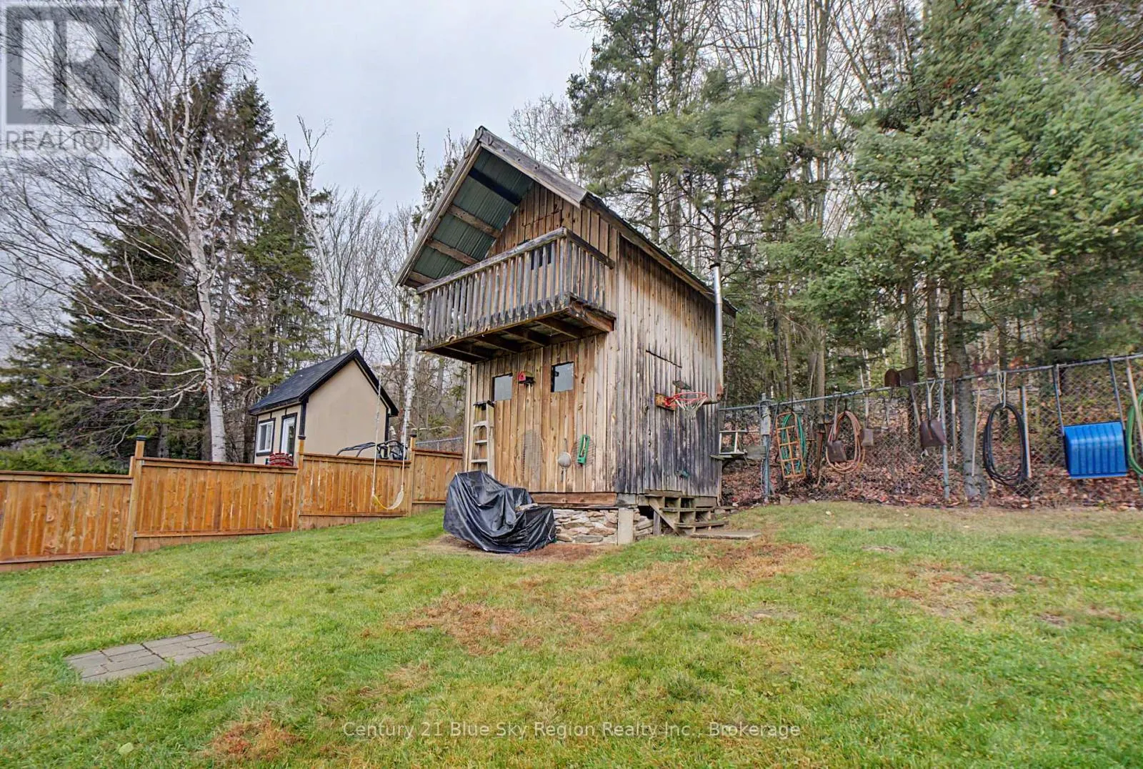 28 BIRCH STREET