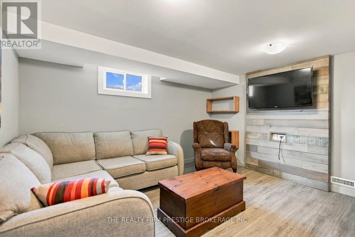 1843 PARK AVENUE