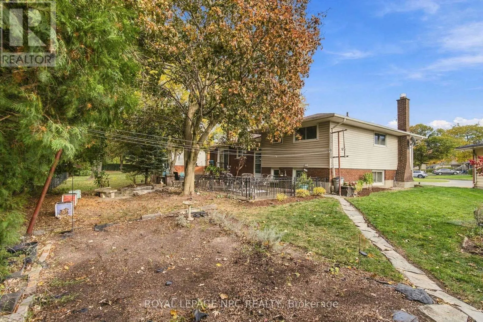 9 JILL COURT