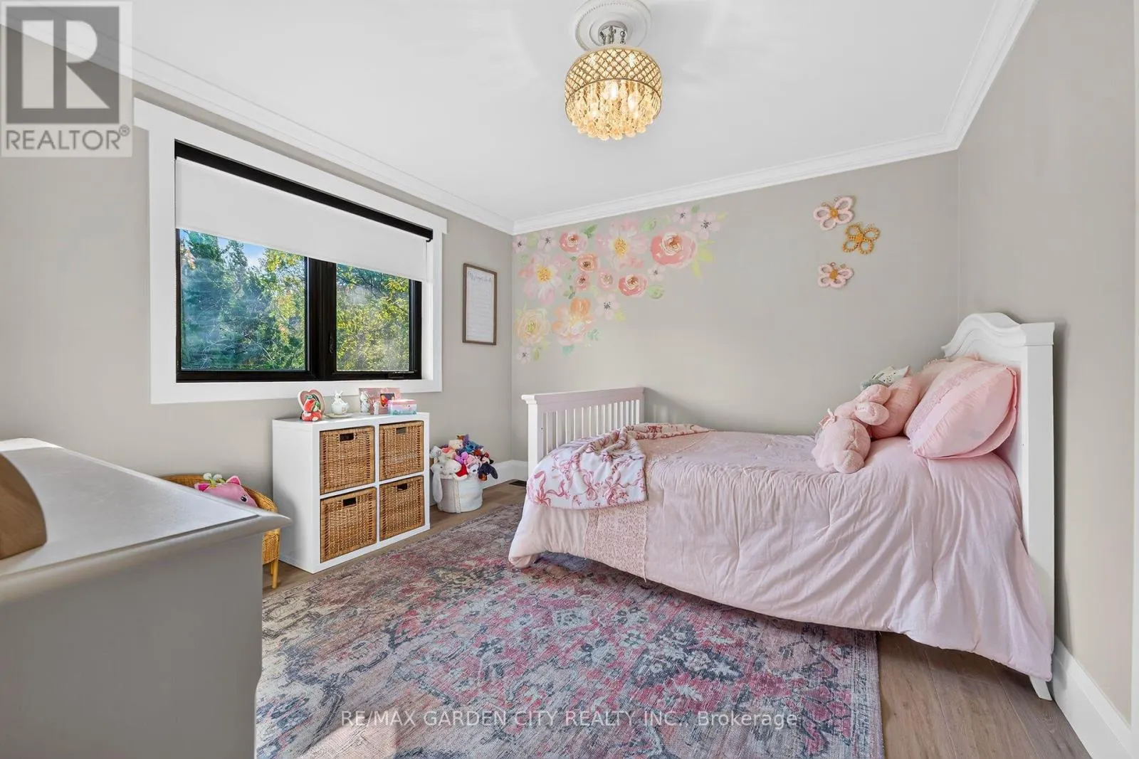 21 PARKWOOD ROAD